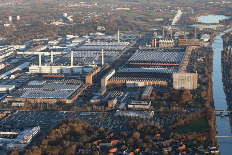 Dünyanın En Büyük Araba Fabrikası
